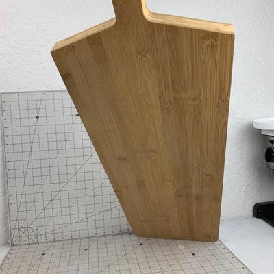 #147 Extra Long Handled Cutting Charcuterie Board