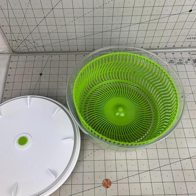 #195 Salad Spinner