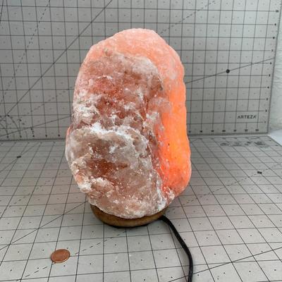 #238 Large Himalayan Rock Salt Lamp Pink Crystal