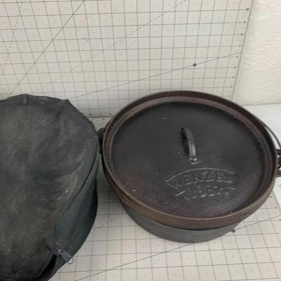 #246 Wenzel Cast Iron Pot With Carry Cover