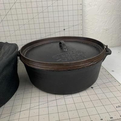 #246 Wenzel Cast Iron Pot With Carry Cover