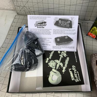 #264 Johnny's Boneyard Glow In The Dark Game