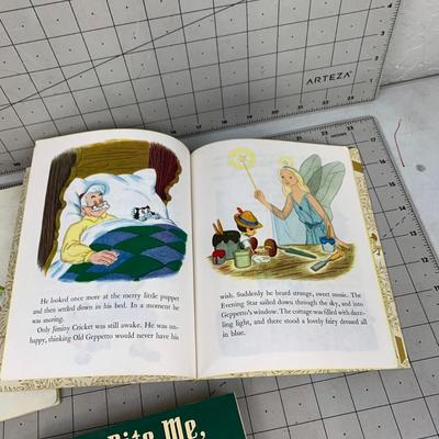 #271 Little Golden Books and Dont Bite Me, I'm Santa Claus