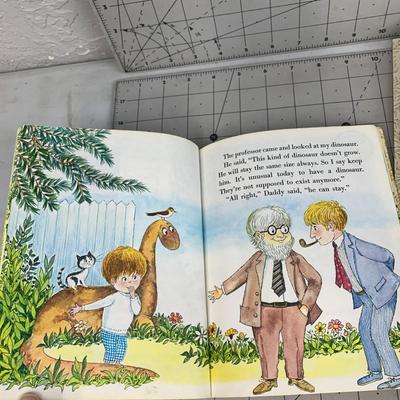 #271 Little Golden Books and Dont Bite Me, I'm Santa Claus