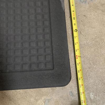 #286 3'3" x 1'8" Black Floor Mat
