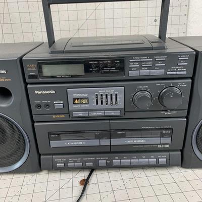 #310 Panasonic RX-DT680 VTG Portable AM/FM Radio CD Cassette Tape Player