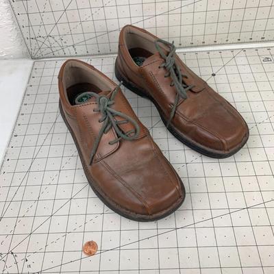 #335 Men's Size 10 Brown Leather Shoes