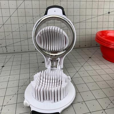 #353 Slicer Tool and Bowls