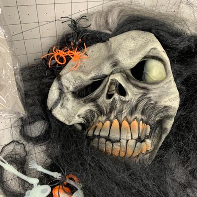 #387 Tempting Tresses Red/Black Wig, Halloween Mask and Spiders