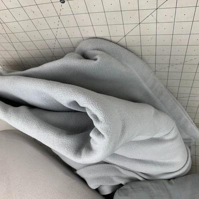 #415 Gray Seat Cushions and Blanket