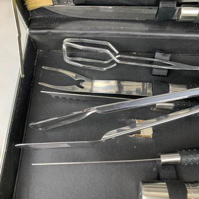 #421 Grilling Set In Case