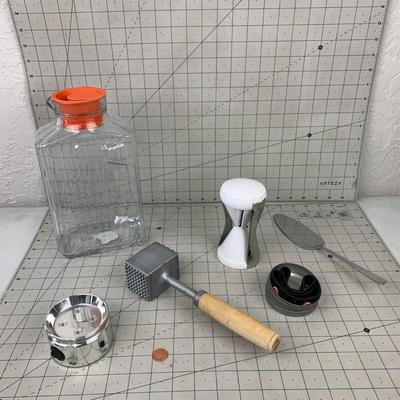 #437 Mini Grips, Meat Tenderizer and More Kitchen Misc.