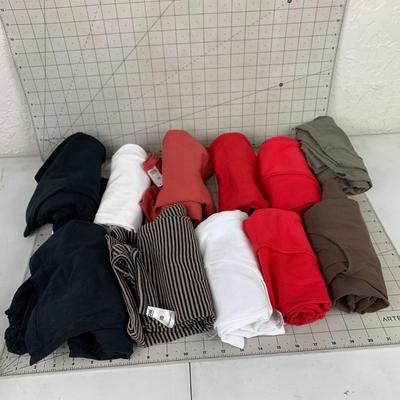 #472 T-Shirts Size 10 and Storage Tote