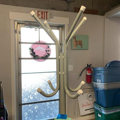 #485 5' 9" Tall Coat Rack