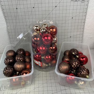 #509 Red/Brown Christmas Tree Ornaments 
