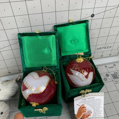 #519 Li Bien Ornaments and Birds