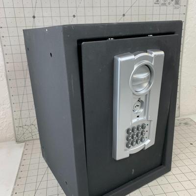 #525 Safe