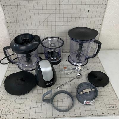 #527 Blender Pieces/Parts