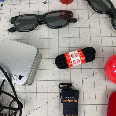 #548 Shoelaces, Mask, Sunglasses and More