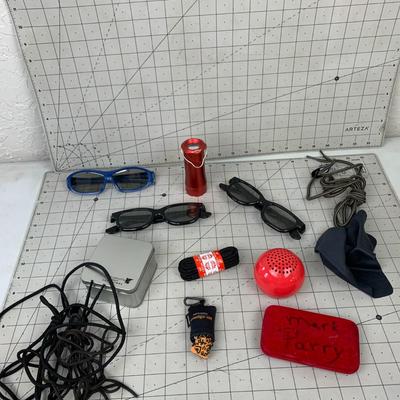 #548 Shoelaces, Mask, Sunglasses and More