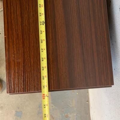 #559 2' 8" x 1' x 1' 5" Shelf