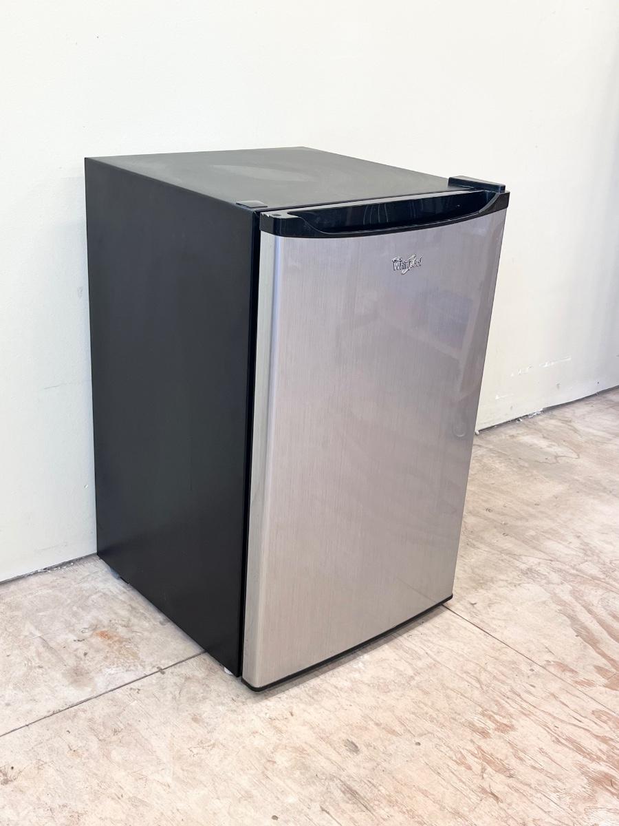 WHIRLPOOL Mini Refrigerator