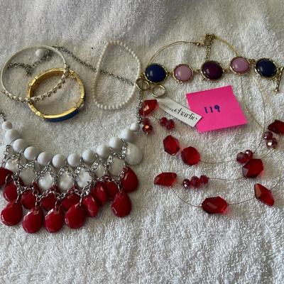 Lot of newer made jewelry