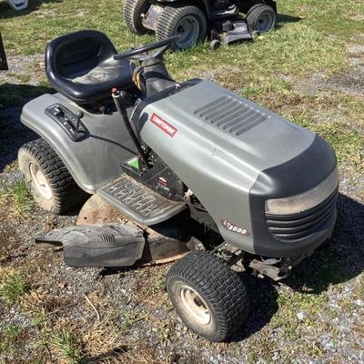 144 Craftsman LT2000 42" Deck Intek 17.5HP Engine Lawnmower