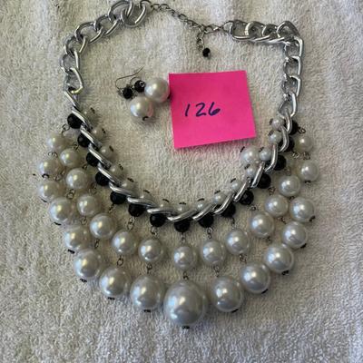 White Bib Necklace Set