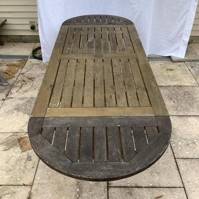 1067 Smith and Hawken Oxford Teak Table with 2 End Leaves and Umbrella Opening