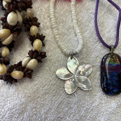 Lot of nature jewelry
