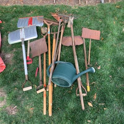 1071 Lot of Shovel, Rakes , Watering Cans
