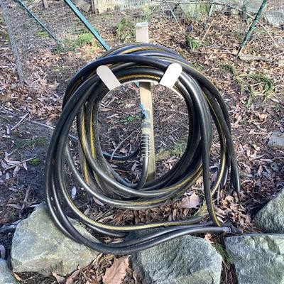 1081 Black Garden Hose