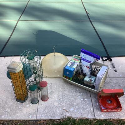 1104 Bird Feeders and Squirrel Guards