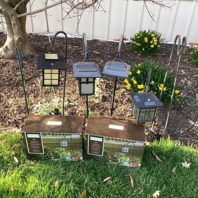 1109 Solar Lights with Metal Yard Stake