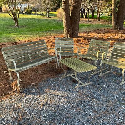 1126 Vintage Metal and Wooden Outdoor Furniture