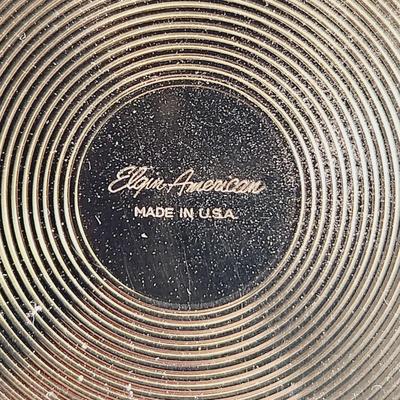 VINTAGE ELGIN AMERICAN GOLD TONED POWDER COMPACT