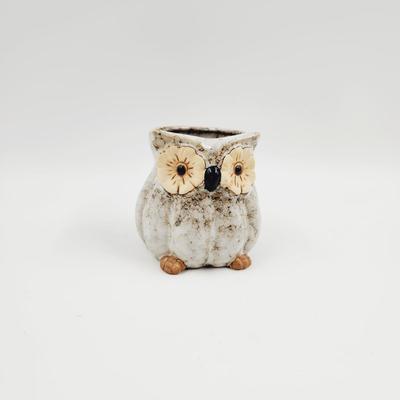 PAINTED POTTERY OWL TABLE DECOR