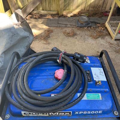 1205 DUROMAX XP8500E Generator with Cover and plug
