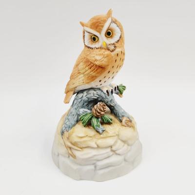 GIFT WORLD OF GORHAM CERAMIC OWL MUSIC DECOR
