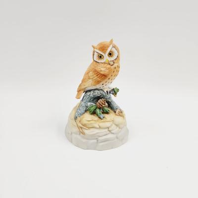 GIFT WORLD OF GORHAM CERAMIC OWL MUSIC DECOR