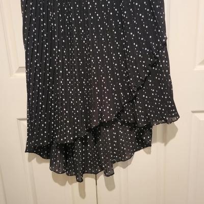 Lovely polka dot maxi lenght shirt.