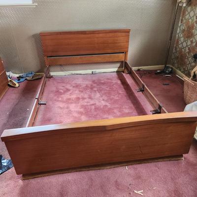 Mid Century Modern MCM Mengel Solid Wood Full size bed Frame