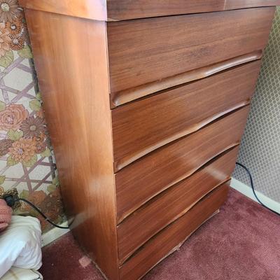 Mid Century Modern MCM Mengel Solid Wood 5 Drawer Dresser