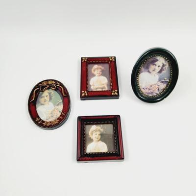SMALL FRAMED ANTIQUE WOMAN PICTURES SET