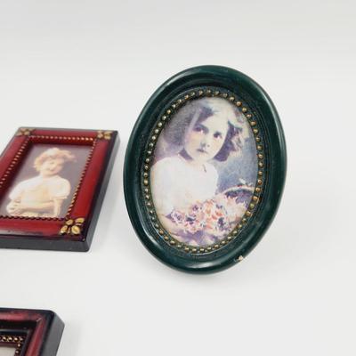 SMALL FRAMED ANTIQUE WOMAN PICTURES SET