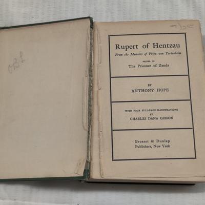 1898 RUPERT OF HENTZAU by ANTHONY HOPE