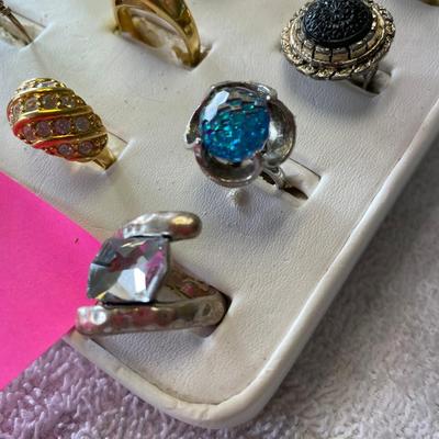 Lot of 12 Costume Rings