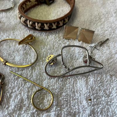 Lot of Men's jewelry