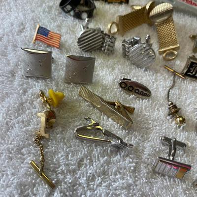 Lot of Men's jewelry